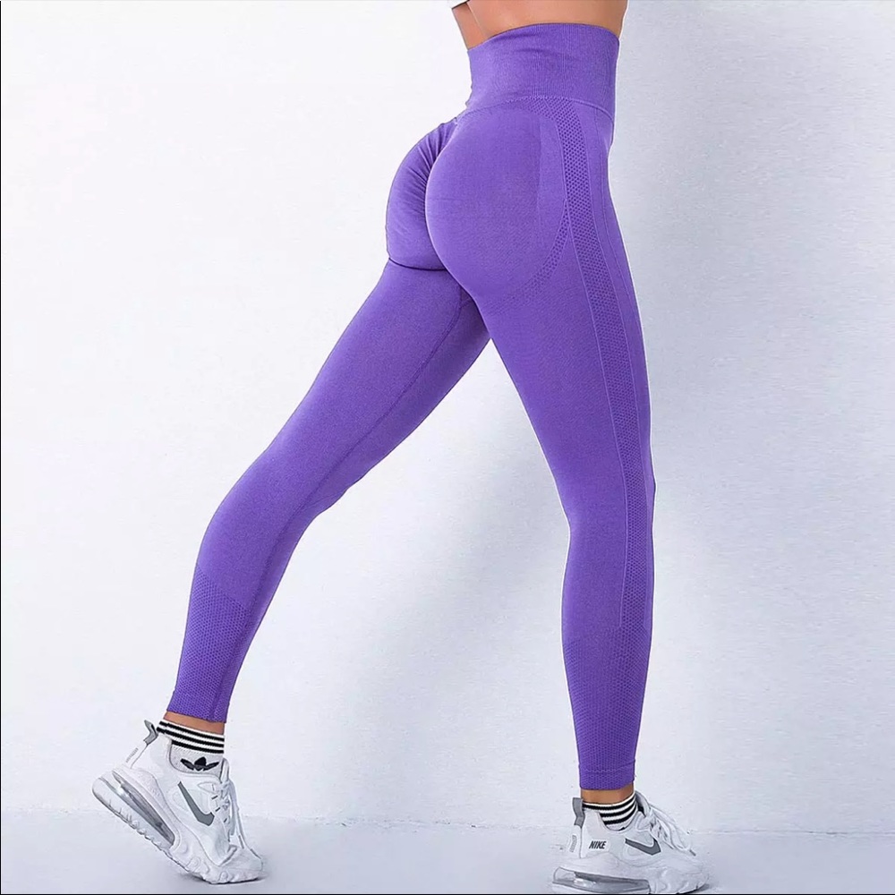 Limitless Women’s Purple Leggings! 💜Brand new!! Sooo cute on! Size Small